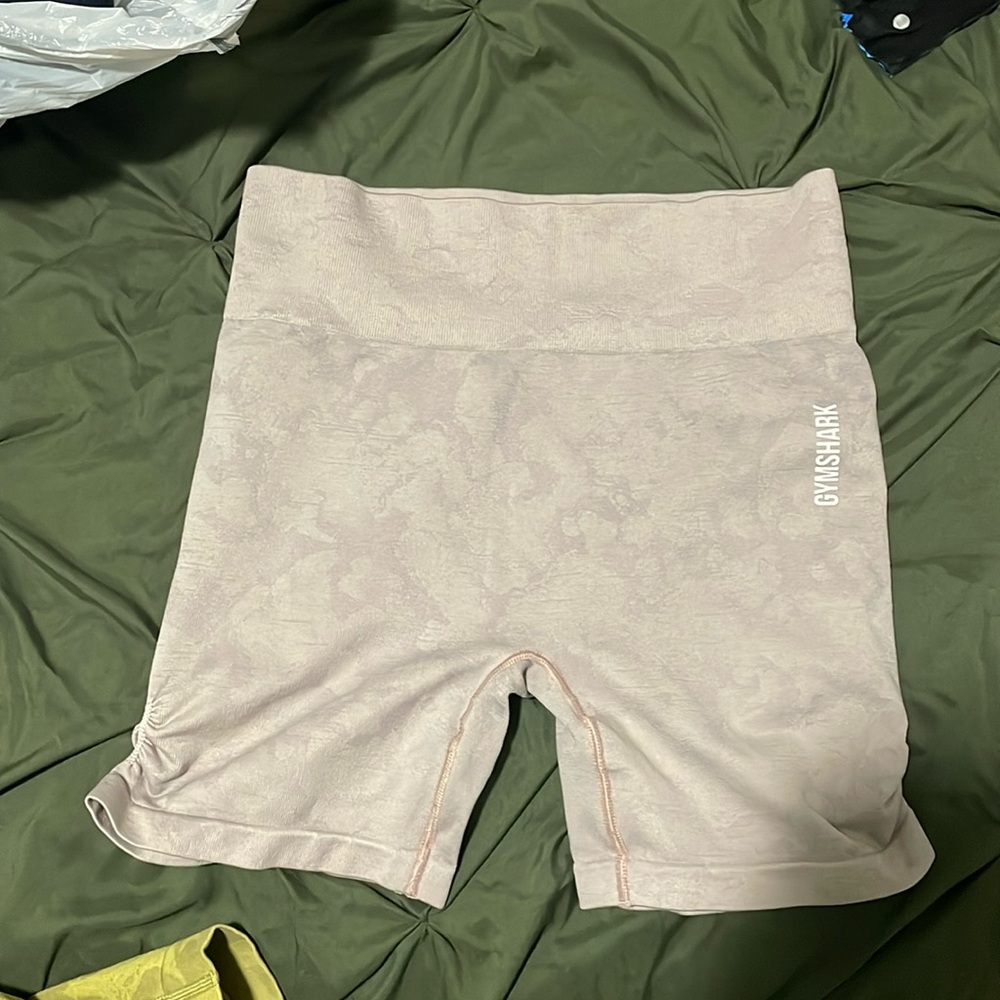 Gym shark shorts and leggings